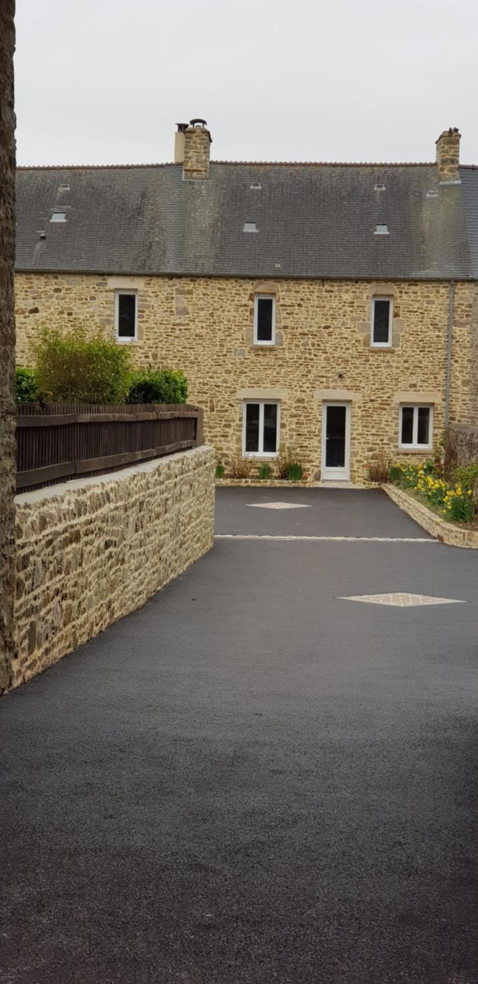 Villa Le Dy en fleurs à Saint-Maurice-en-Cotentin Extérieur photo